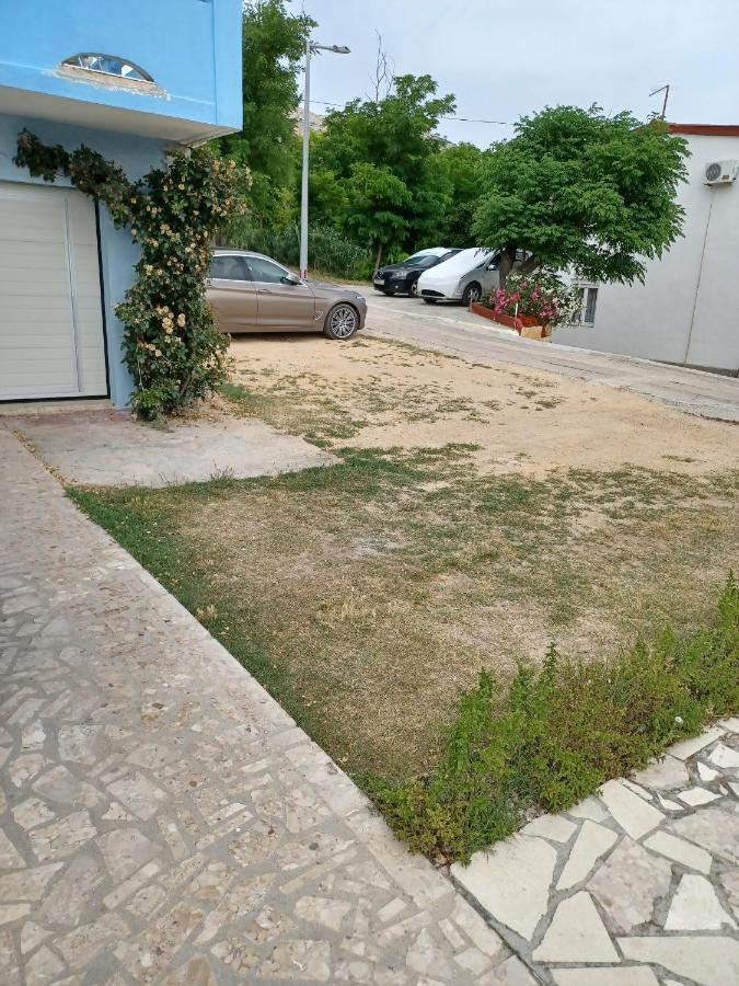 Apartments With A Parking Space Pag - 6325 Pag Town Exterior photo